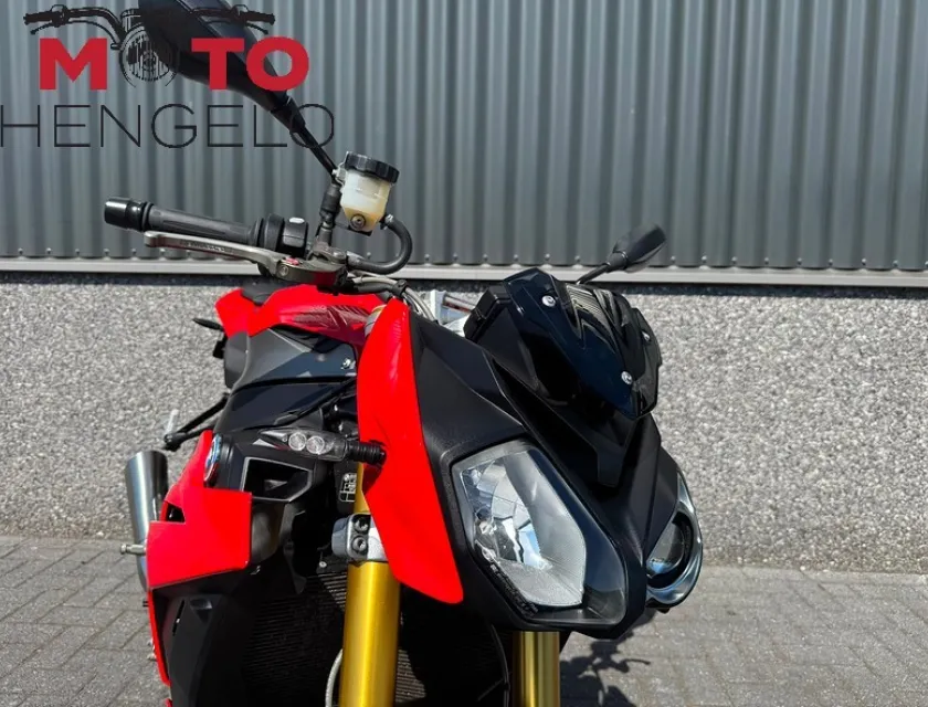 BMW S1000R