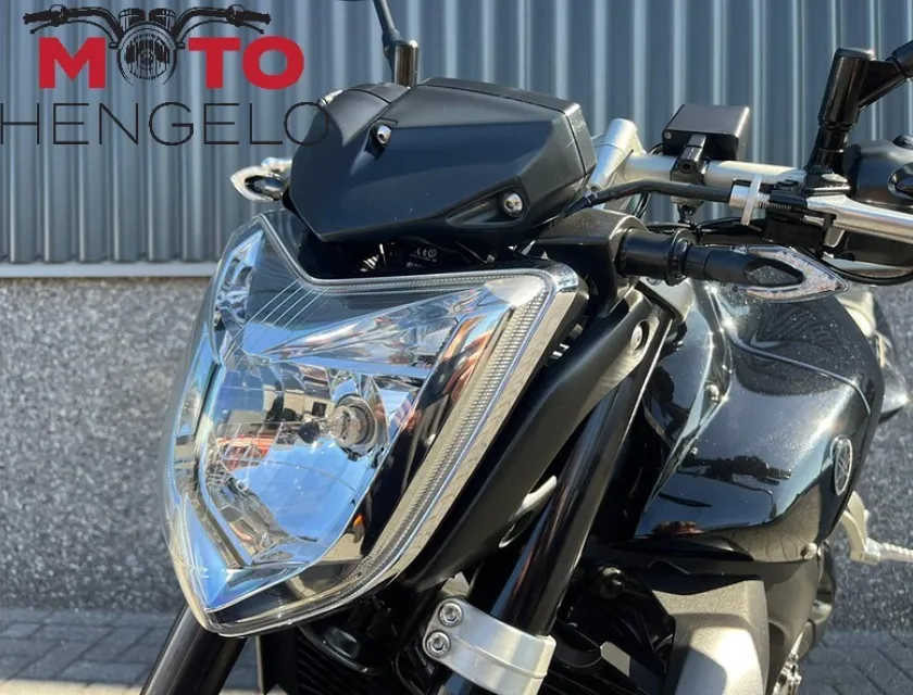 Yamaha FZ1 N FAZER ABS