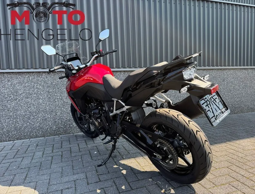 Suzuki V-STROM 800