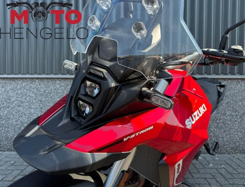 Suzuki V-STROM 800