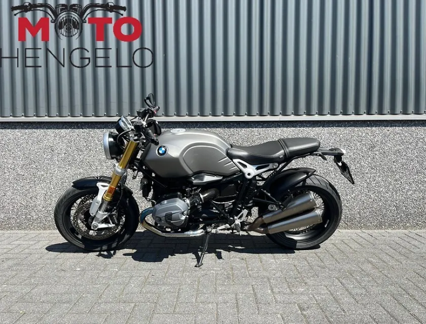 BMW R NINE T