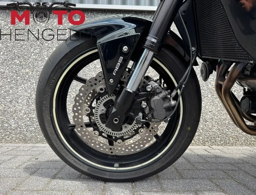 Kawasaki Z750 ABS