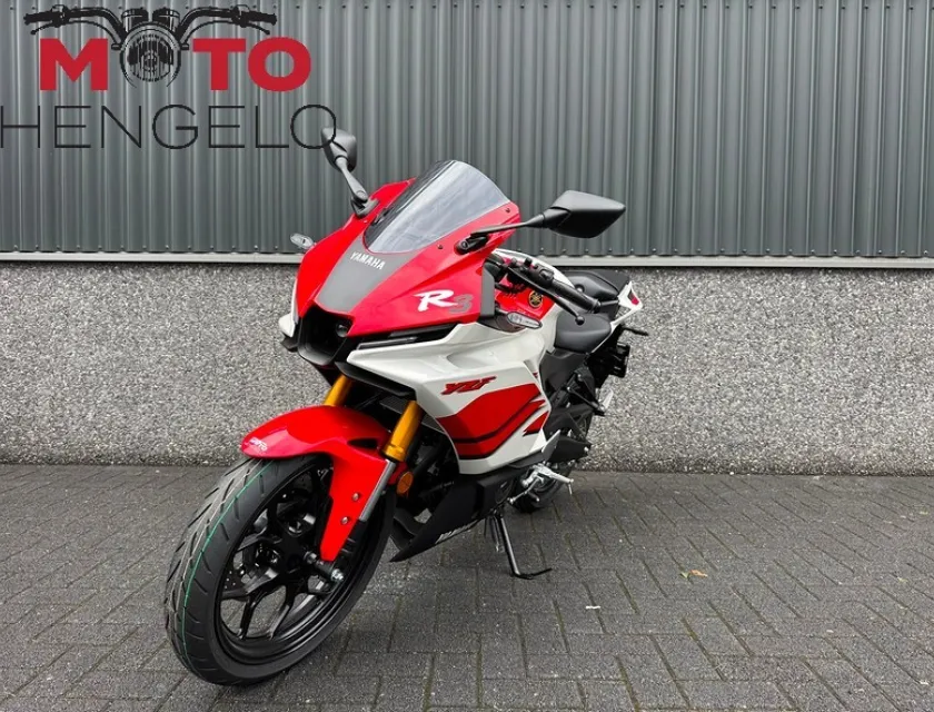 Yamaha YZF-R3 70TH