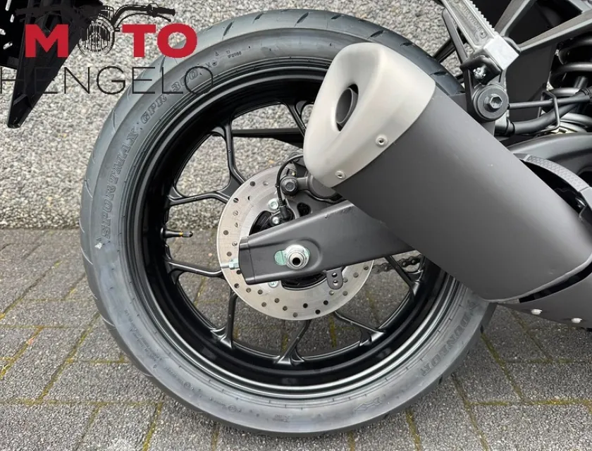 Yamaha YZF-R3 70TH