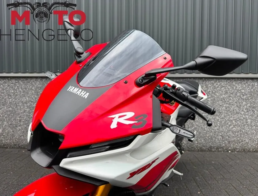 Yamaha YZF-R3 70TH