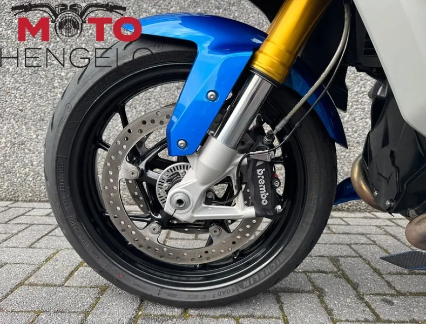 BMW R 1200 RS