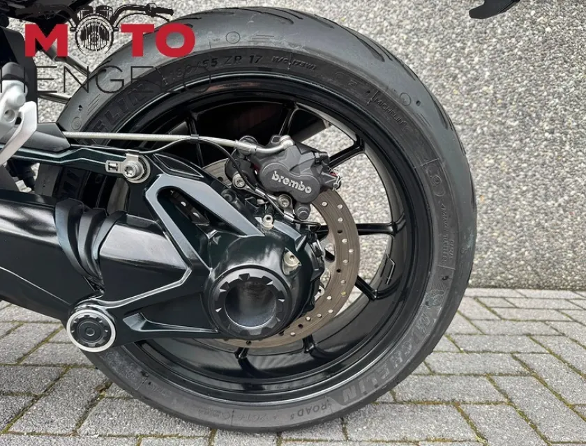 BMW R 1200 RS