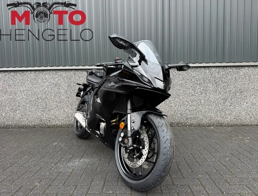 Yamaha YZF-R7