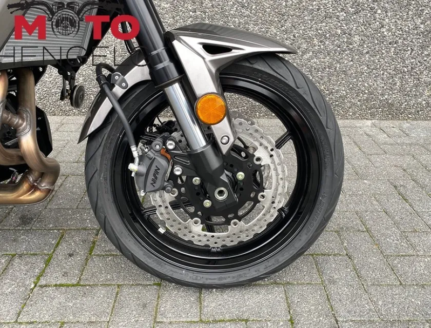 Kawasaki VERSYS 650