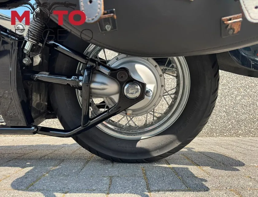 Suzuki INTRUDER VL 800 VOLUSIA