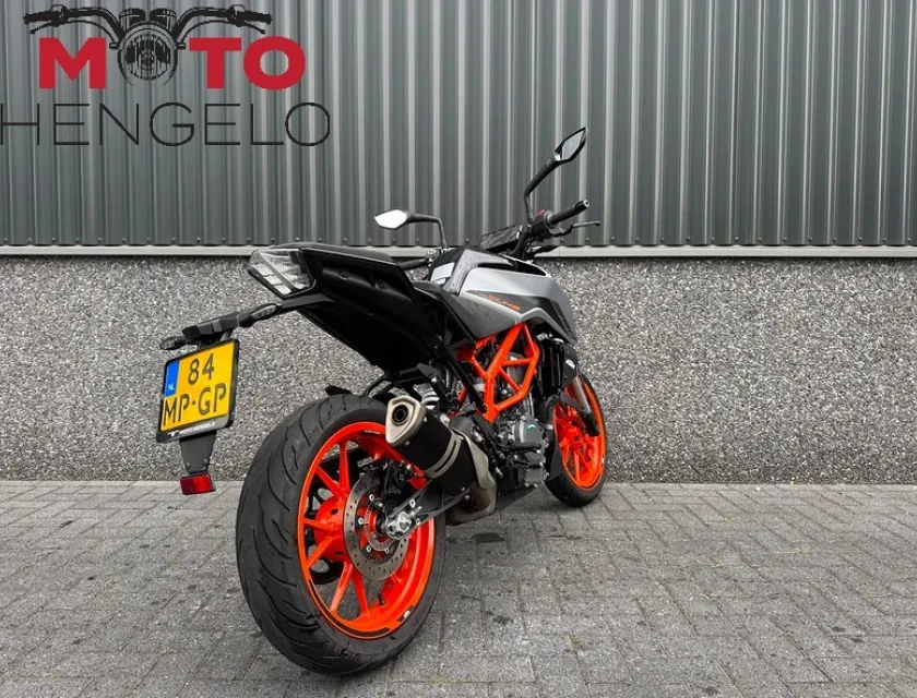 KTM 390 DUKE