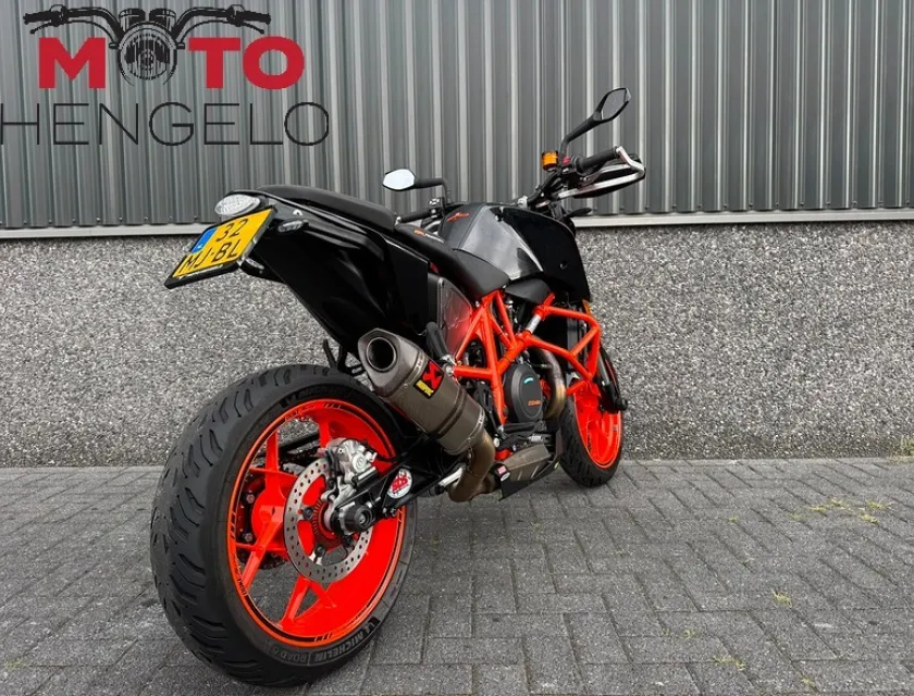 KTM 690 DUKE R