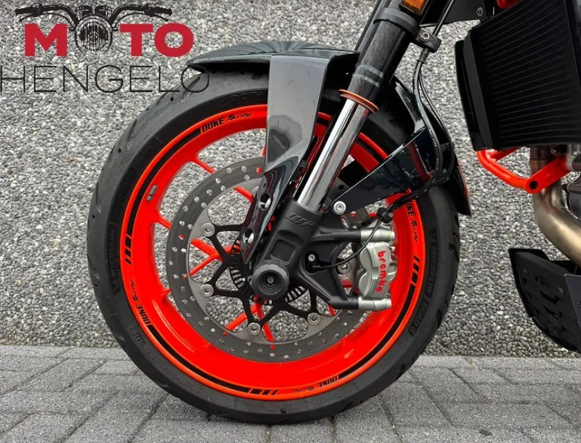 KTM 690 DUKE R