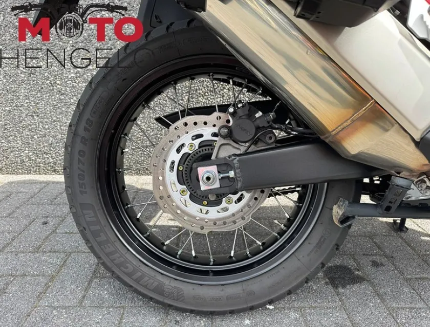 Honda CRF 1100 AFRICA TWIN