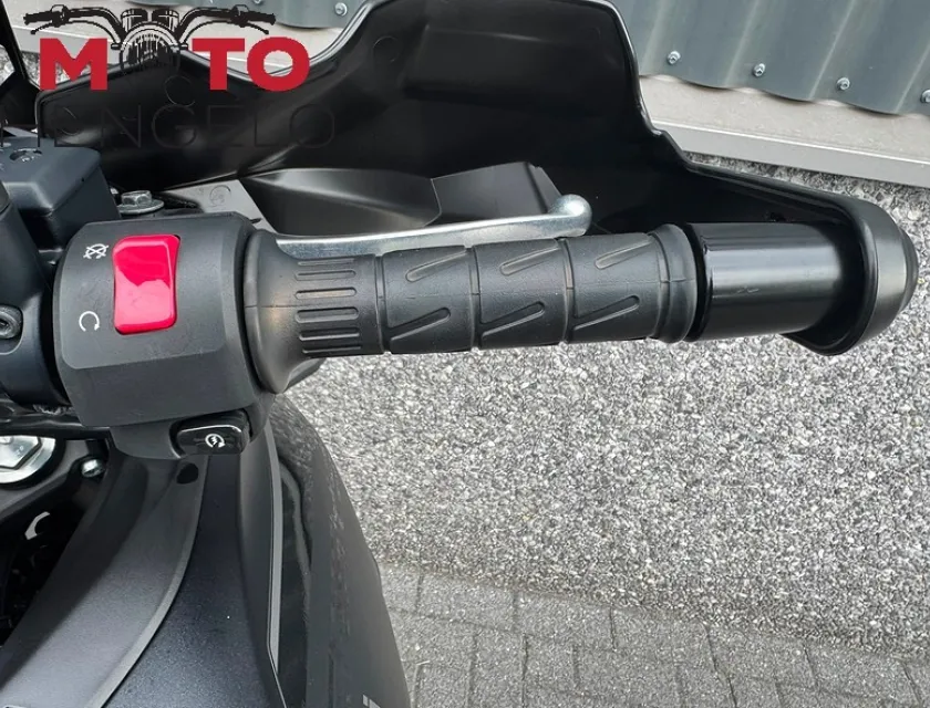 Kawasaki VERSYS 650 ABS GRAND TOURER