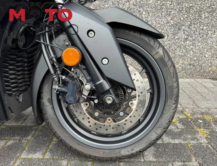 Yamaha X MAX 400 ABS