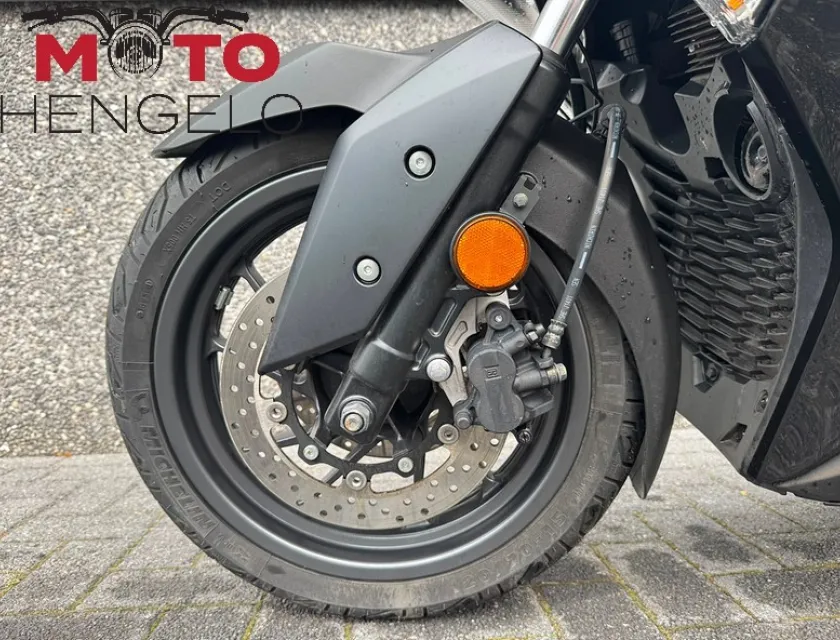 Yamaha X MAX 400 ABS