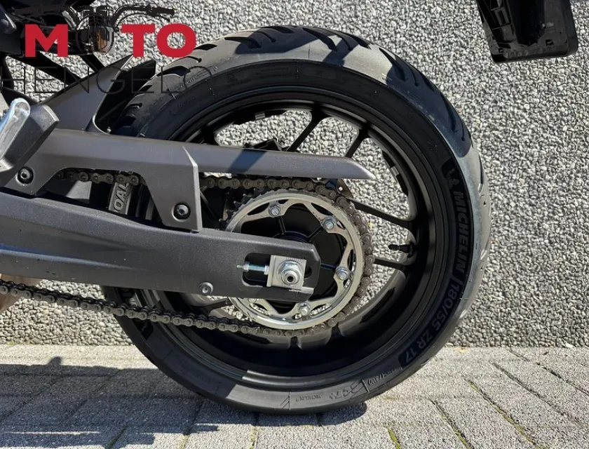 Yamaha TRACER 7 Y-AMT