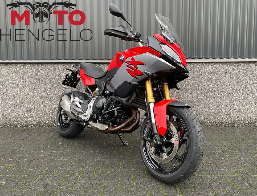 BMW F 900 XR