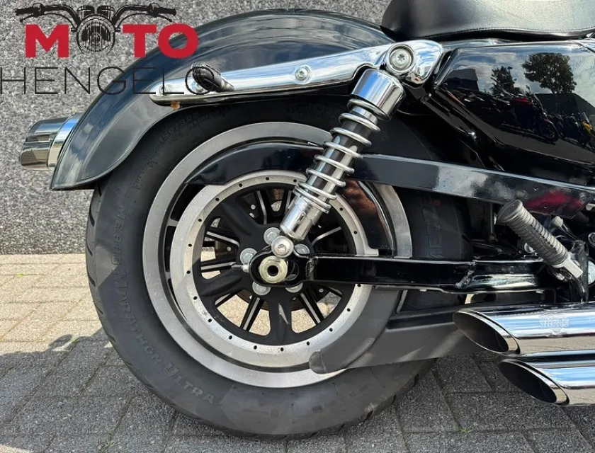 Harley-Davidson XL883R