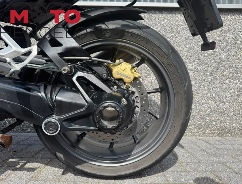 BMW R 1200 RS