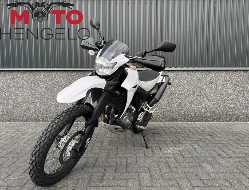 Yamaha XT660