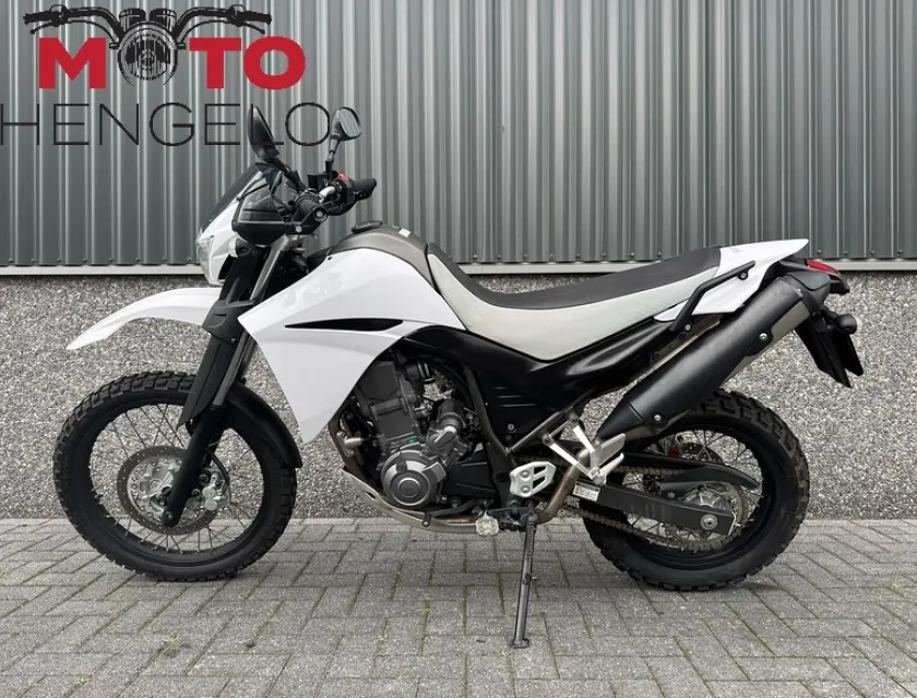Yamaha XT660