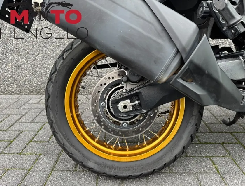 Suzuki V-STROM 800DE