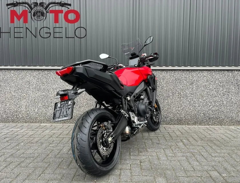 Yamaha TRACER 9