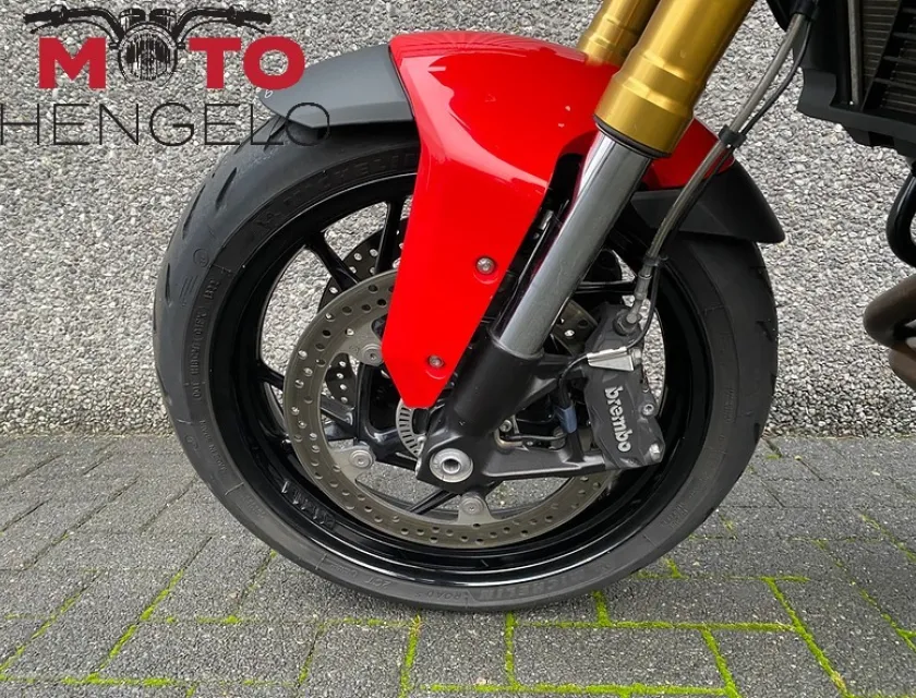 BMW F 900 XR