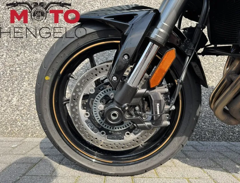 Kawasaki VERSYS 1100 SE TOURER+
