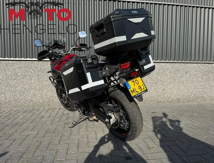 Suzuki DL 650  V-STROM XTA
