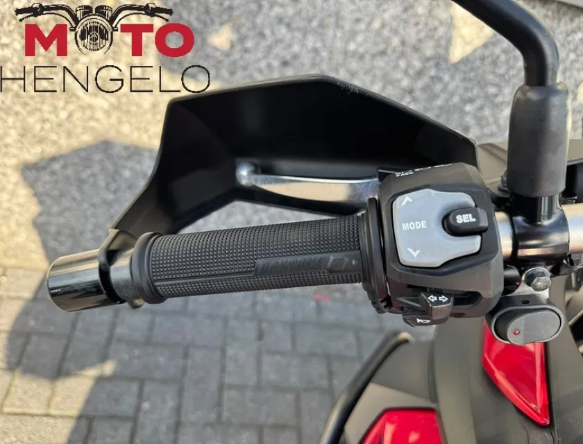 Suzuki DL 650  V-STROM XTA