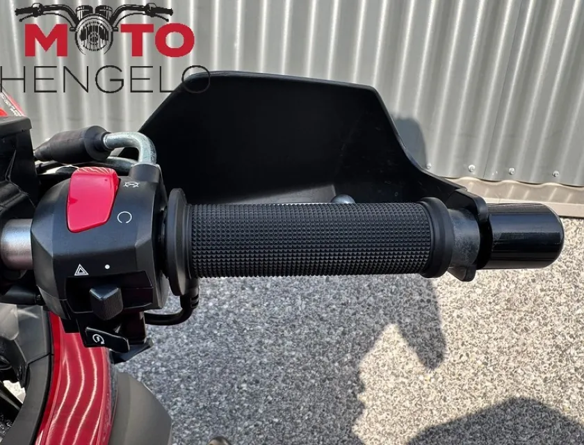 Suzuki DL 650  V-STROM XTA