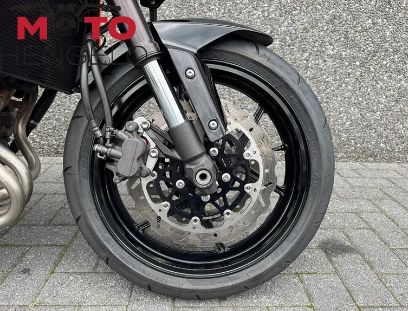 Kawasaki Z800 E