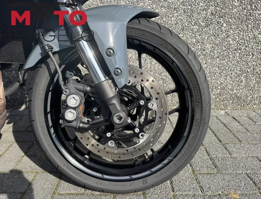 Yamaha TRACER 9