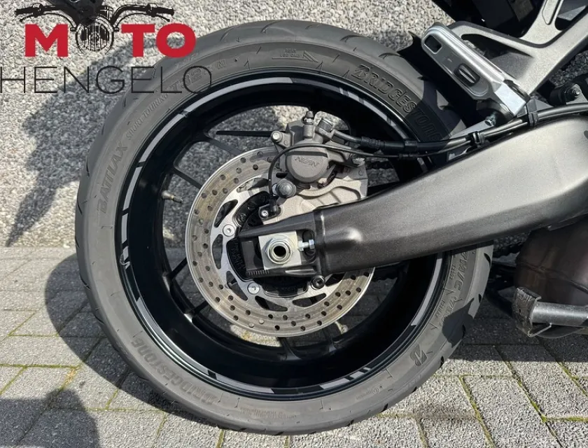 Yamaha TRACER 9