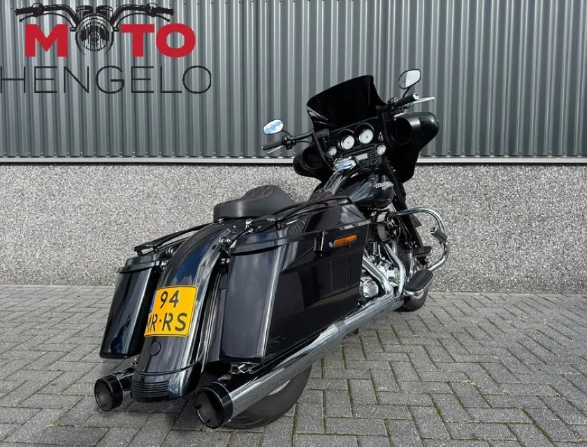 Harley-Davidson FLHX STREET GLIDE
