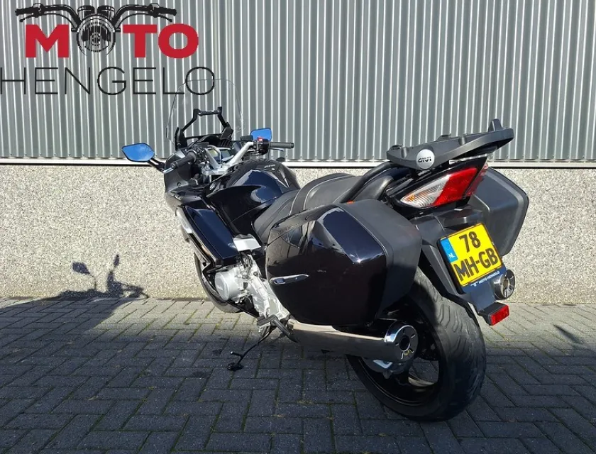Yamaha FJR 1300